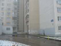 Жалоба-отзыв: ТСЖ Ленина 47а - Огородили проходную арку, ломают бордюры, засыпают щебнем газоны.  Фото №2