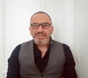 Жалоба-отзыв: Александр Скляр (Саша -евруша) наш тур -гид из Израиля - Александр Скляр (Саша -евруша) поездка по Европе для одиноких людей